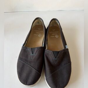 Toms Black Canvas Slip-Ons